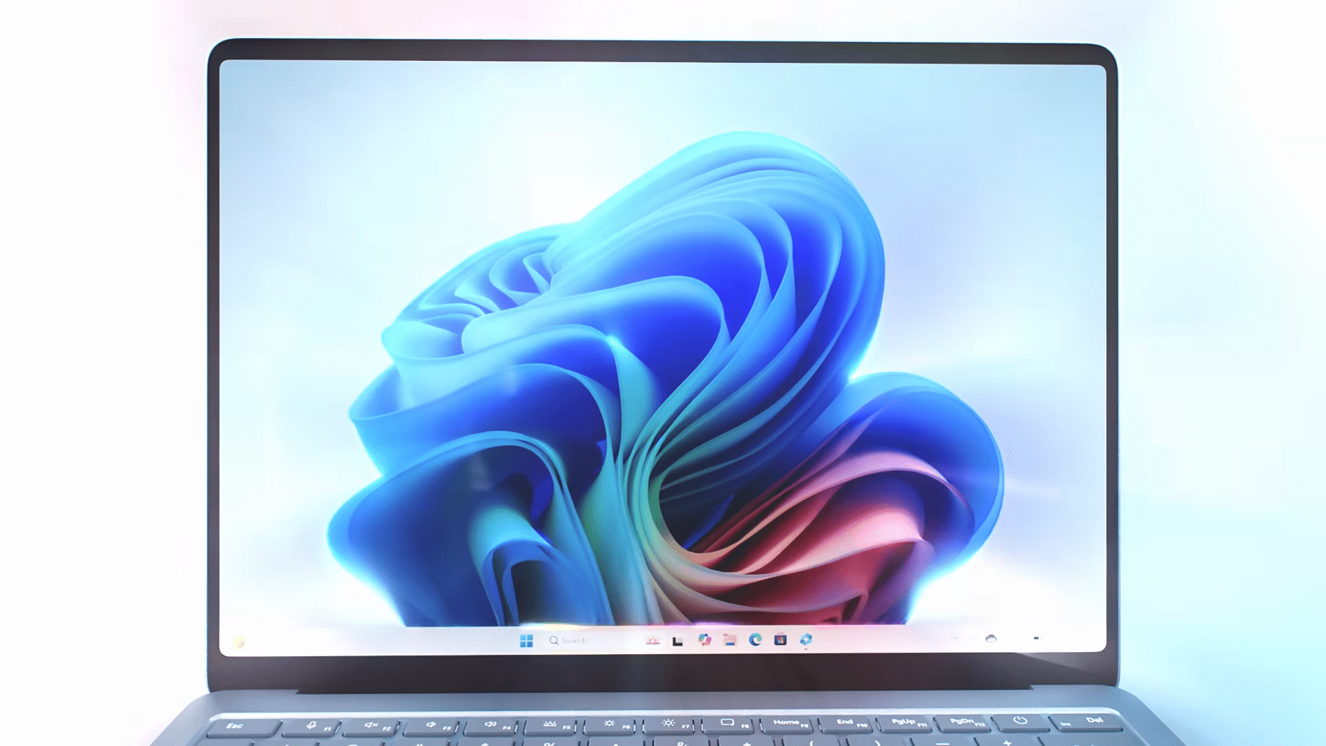 Meet The New Microsoft Surface Laptop 0 26 Screenshot